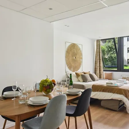 314 Monnier - Superb In * Paris